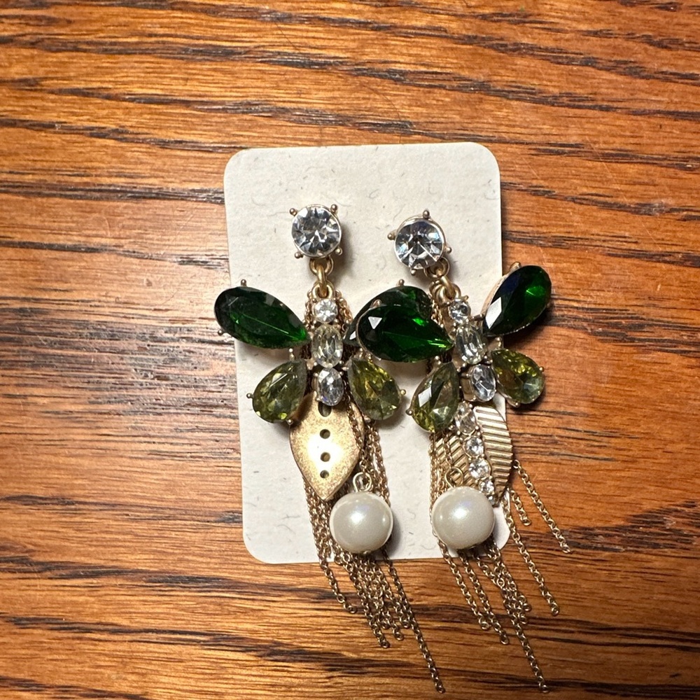 ANN TAYLOR Butterfly Pierced Earrings